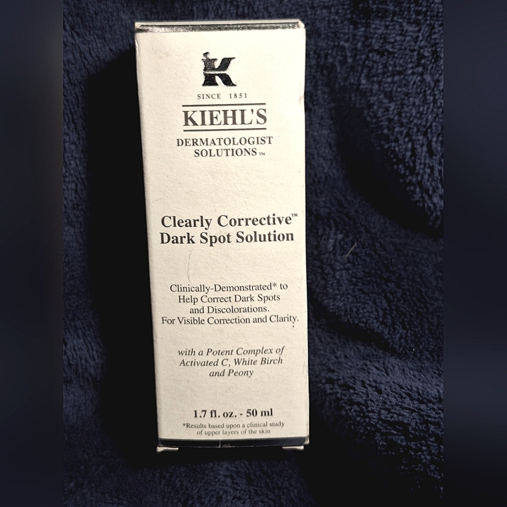 KIEHLS Clearly Corrective Dark Spot Solution